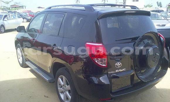 Acheter Occasion Voiture Toyota RAV4 Noir à Ouagadougou, Burkina-Faso Acheter Occasion Voiture Toyota RAV4 Noir à Ouagadougou, Burkina-Faso