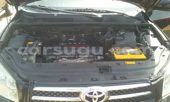 Acheter Occasion Voiture Toyota RAV4 Noir à Ouagadougou, Burkina-Faso Acheter Occasion Voiture Toyota RAV4 Noir à Ouagadougou, Burkina-Faso