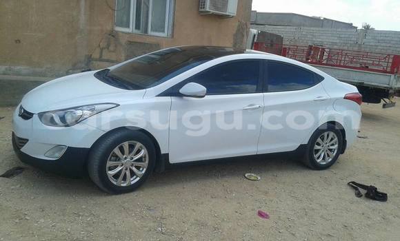 Acheter Occasion Voiture Hyundai Elantra Blanc à Ouagadougou, Burkina-Faso Acheter Occasion Voiture Hyundai Elantra Blanc à Ouagadougou, Burkina-Faso
