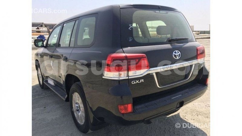 Big with watermark toyota land cruiser burkina faso import dubai 5561