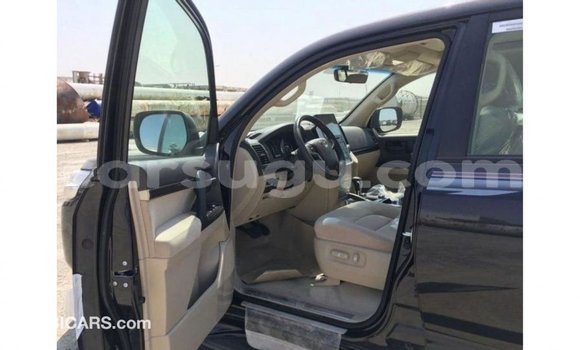 Sayi Imported Toyota Land Cruiser Black Mota in Import - Dubai a Burkina Faso Sayi Imported Toyota Land Cruiser Black Mota in Import - Dubai a Burkina Faso