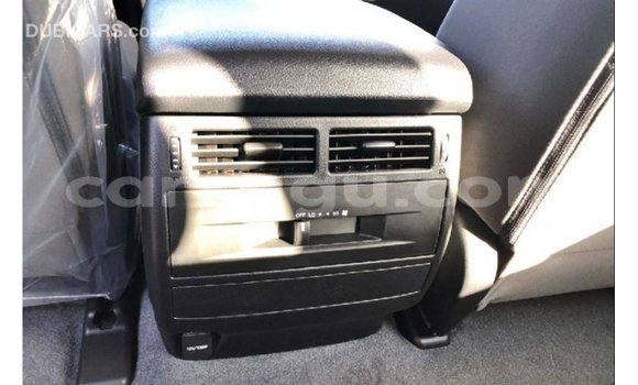 Acheter Import Voiture Toyota Land Cruiser Noir à Import - Dubai, Burkina-Faso Acheter Import Voiture Toyota Land Cruiser Noir à Import - Dubai, Burkina-Faso