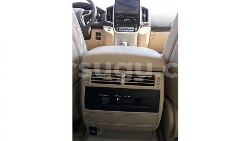Big with watermark toyota land cruiser burkina faso import dubai 5569
