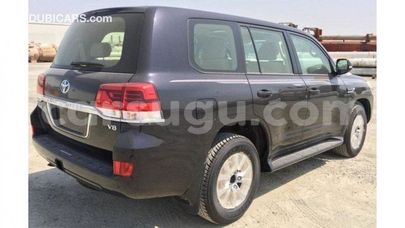 Big with watermark toyota land cruiser burkina faso import dubai 5569