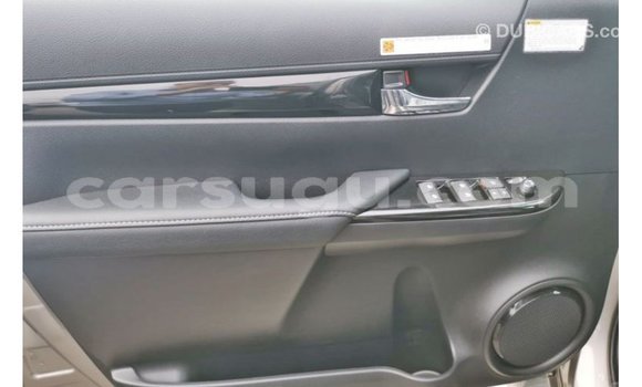 Acheter Import Voiture Toyota Hilux Autre à Import - Dubai, Burkina-Faso Acheter Import Voiture Toyota Hilux Autre à Import - Dubai, Burkina-Faso