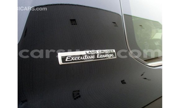 Sayi Imported Toyota Land Cruiser Black Mota in Import - Dubai a Burkina Faso Sayi Imported Toyota Land Cruiser Black Mota in Import - Dubai a Burkina Faso