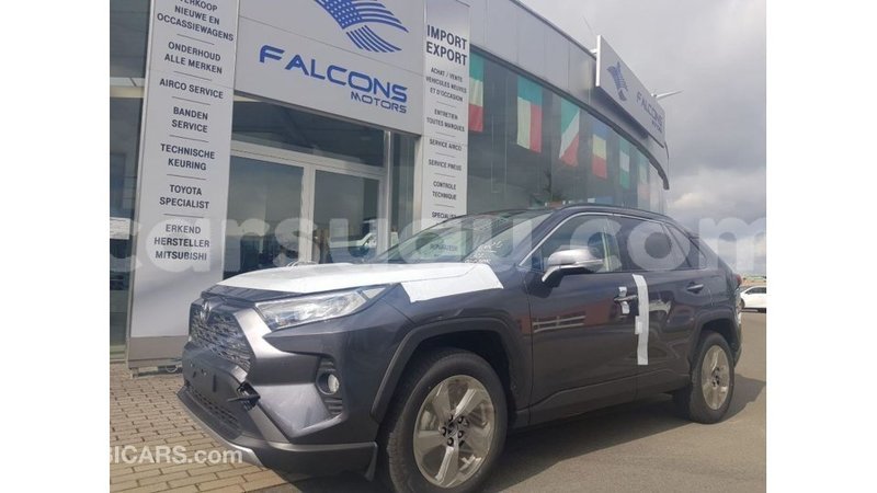 Big with watermark toyota hiace burkina faso import dubai 5586