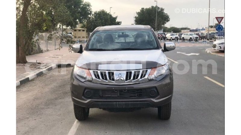 Big with watermark mitsubishi l200 burkina faso import dubai 5589