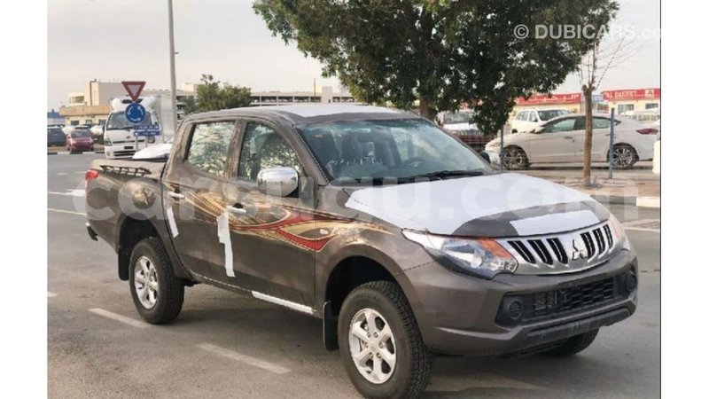 Big with watermark mitsubishi l200 burkina faso import dubai 5589