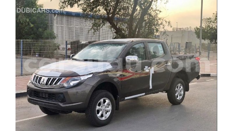 Big with watermark mitsubishi l200 burkina faso import dubai 5589