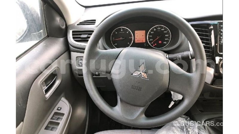 Big with watermark mitsubishi l200 burkina faso import dubai 5589