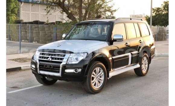 Sayi Imported Mitsubishi Pajero Black Mota in Import - Dubai a Burkina Faso Sayi Imported Mitsubishi Pajero Black Mota in Import - Dubai a Burkina Faso
