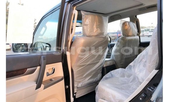 Sayi Imported Mitsubishi Pajero Black Mota in Import - Dubai a Burkina Faso Sayi Imported Mitsubishi Pajero Black Mota in Import - Dubai a Burkina Faso