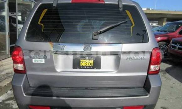 Acheter Occasion Voiture Mazda Tribute Gris à Ouagadougou, Burkina-Faso Acheter Occasion Voiture Mazda Tribute Gris à Ouagadougou, Burkina-Faso