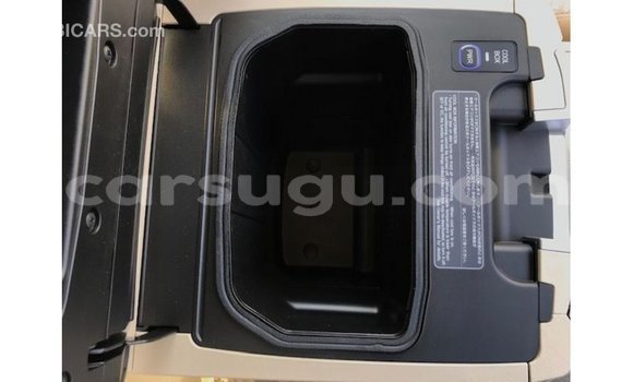 Sayi Imported Toyota Land Cruiser Sauran Mota in Import - Dubai a Burkina Faso Sayi Imported Toyota Land Cruiser Sauran Mota in Import - Dubai a Burkina Faso