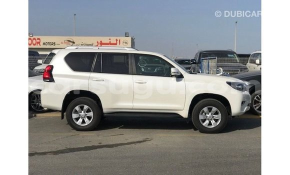 Sayi Imported Toyota Prado White Mota in Import - Dubai a Burkina Faso Sayi Imported Toyota Prado White Mota in Import - Dubai a Burkina Faso