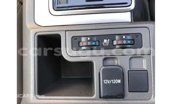Sayi Imported Toyota Prado White Mota in Import - Dubai a Burkina Faso Sayi Imported Toyota Prado White Mota in Import - Dubai a Burkina Faso