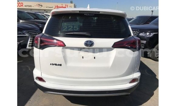 Sayi Imported Toyota HiAce White Babbar mota in Import - Dubai a Burkina Faso Sayi Imported Toyota HiAce White Babbar mota in Import - Dubai a Burkina Faso