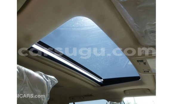 Sayi Imported Toyota Land Cruiser White Mota in Import - Dubai a Burkina Faso Sayi Imported Toyota Land Cruiser White Mota in Import - Dubai a Burkina Faso