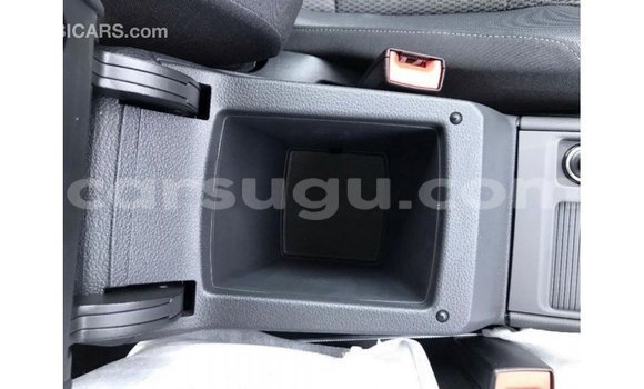 Sayi Imported Volkswagen Golf White Mota in Import - Dubai a Burkina Faso Sayi Imported Volkswagen Golf White Mota in Import - Dubai a Burkina Faso