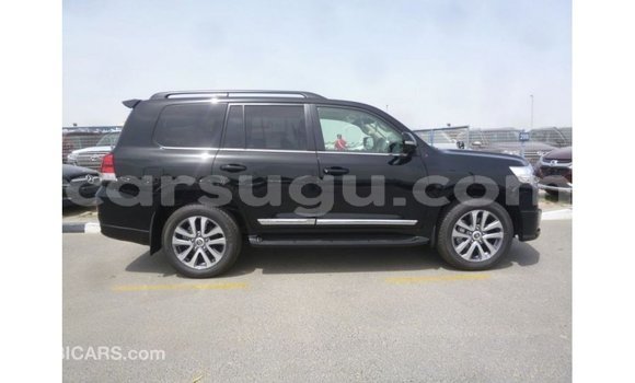 Sayi Imported Toyota Land Cruiser Black Mota in Import - Dubai a Burkina Faso Sayi Imported Toyota Land Cruiser Black Mota in Import - Dubai a Burkina Faso