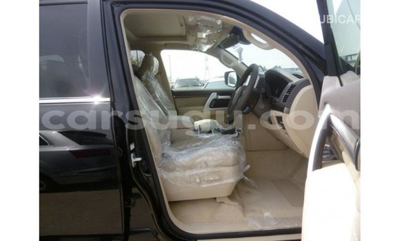 Sayi Imported Toyota Land Cruiser Black Mota in Import - Dubai a Burkina Faso Sayi Imported Toyota Land Cruiser Black Mota in Import - Dubai a Burkina Faso