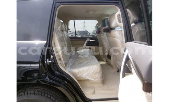 Sayi Imported Toyota Land Cruiser Black Mota in Import - Dubai a Burkina Faso Sayi Imported Toyota Land Cruiser Black Mota in Import - Dubai a Burkina Faso