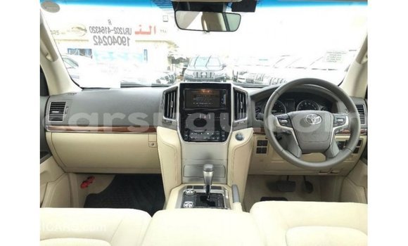 Buy Import Toyota Land Cruiser Other Car in Import - Dubai in Burkina Faso Buy Import Toyota Land Cruiser Other Car in Import - Dubai in Burkina Faso