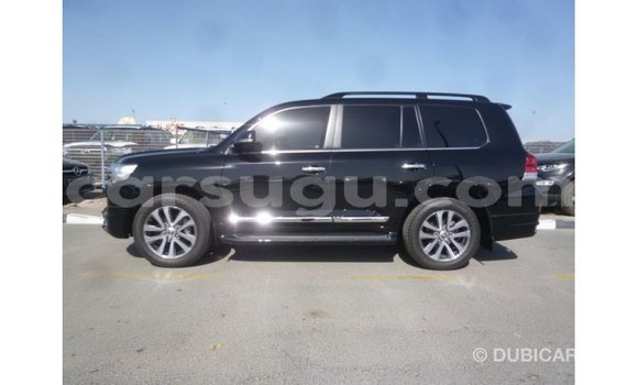 Sayi Imported Toyota Land Cruiser Black Mota in Import - Dubai a Burkina Faso Sayi Imported Toyota Land Cruiser Black Mota in Import - Dubai a Burkina Faso