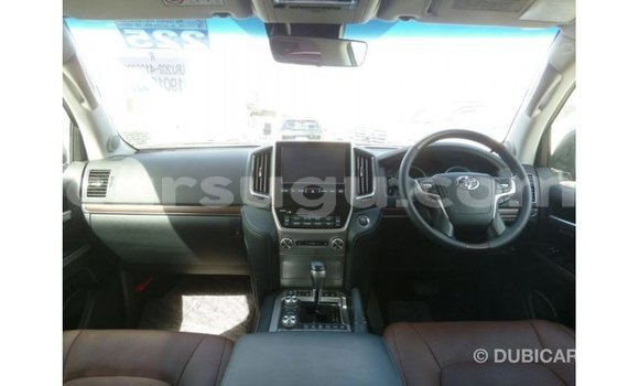 Sayi Imported Toyota Land Cruiser Red Mota in Import - Dubai a Burkina Faso Sayi Imported Toyota Land Cruiser Red Mota in Import - Dubai a Burkina Faso