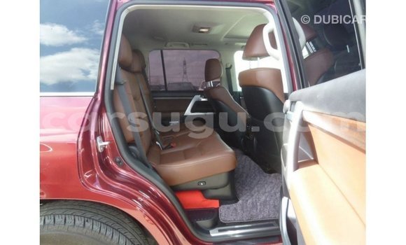 Sayi Imported Toyota Land Cruiser Red Mota in Import - Dubai a Burkina Faso Sayi Imported Toyota Land Cruiser Red Mota in Import - Dubai a Burkina Faso