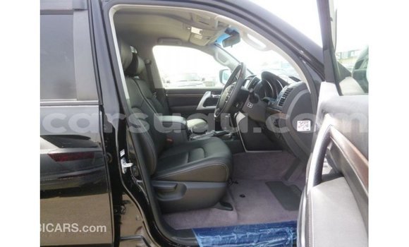 Sayi Imported Toyota Land Cruiser Black Mota in Import - Dubai a Burkina Faso Sayi Imported Toyota Land Cruiser Black Mota in Import - Dubai a Burkina Faso