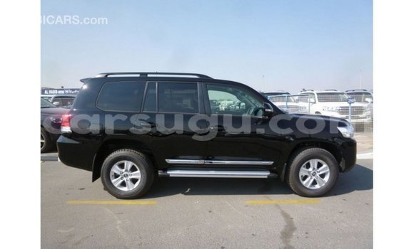Sayi Imported Toyota Land Cruiser Black Mota in Import - Dubai a Burkina Faso Sayi Imported Toyota Land Cruiser Black Mota in Import - Dubai a Burkina Faso
