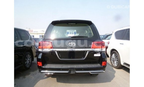 Acheter Import Voiture Toyota Land Cruiser Noir à Import - Dubai, Burkina-Faso Acheter Import Voiture Toyota Land Cruiser Noir à Import - Dubai, Burkina-Faso