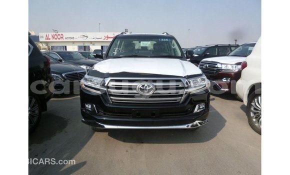 Sayi Imported Toyota Land Cruiser Black Mota in Import - Dubai a Burkina Faso Sayi Imported Toyota Land Cruiser Black Mota in Import - Dubai a Burkina Faso