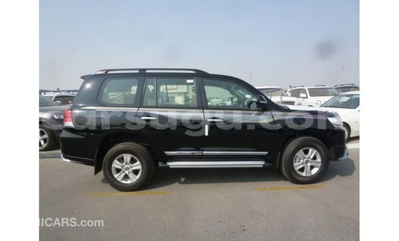 Sayi Imported Toyota Land Cruiser Black Mota in Import - Dubai a Burkina Faso Sayi Imported Toyota Land Cruiser Black Mota in Import - Dubai a Burkina Faso