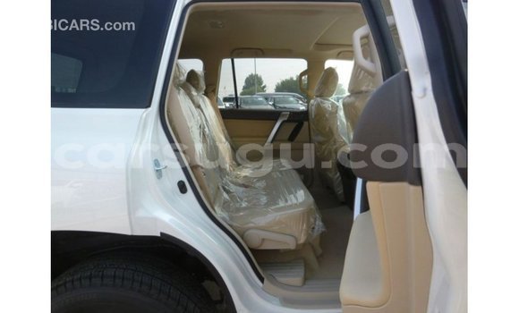 Sayi Imported Toyota Prado White Mota in Import - Dubai a Burkina Faso Sayi Imported Toyota Prado White Mota in Import - Dubai a Burkina Faso