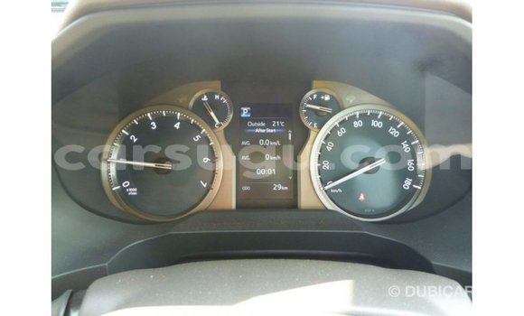 Sayi Imported Toyota Prado White Mota in Import - Dubai a Burkina Faso Sayi Imported Toyota Prado White Mota in Import - Dubai a Burkina Faso