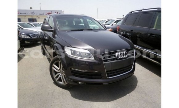 Acheter Import Voiture Audi Q7 Noir à Import - Dubai, Burkina-Faso