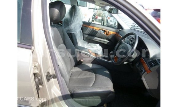 Sayi Imported Mercedes-Benz 200 Sauran Mota in Import - Dubai a Burkina Faso Sayi Imported Mercedes-Benz 200 Sauran Mota in Import - Dubai a Burkina Faso