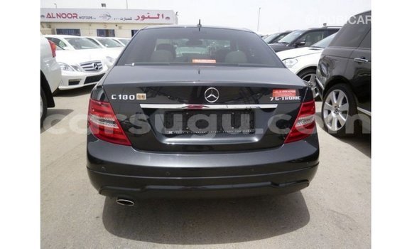Sayi Imported Mercedes-Benz 190 Black Mota in Import - Dubai a Burkina Faso Sayi Imported Mercedes-Benz 190 Black Mota in Import - Dubai a Burkina Faso