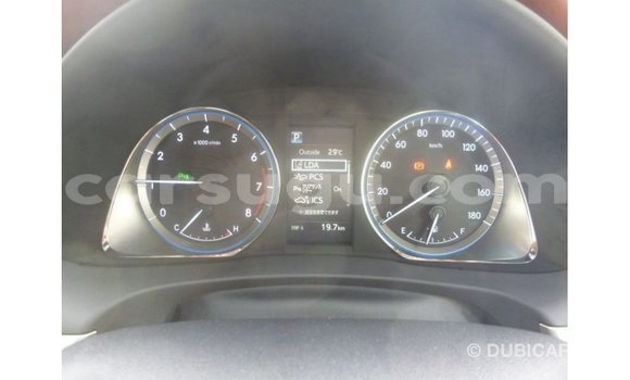 Acheter Import Voiture Toyota Harrier Rouge à Import - Dubai, Burkina-Faso Acheter Import Voiture Toyota Harrier Rouge à Import - Dubai, Burkina-Faso