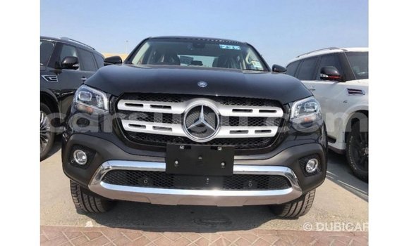 Sayi Imported Mercedes-Benz 250 Black Mota in Import - Dubai a Burkina Faso Sayi Imported Mercedes-Benz 250 Black Mota in Import - Dubai a Burkina Faso