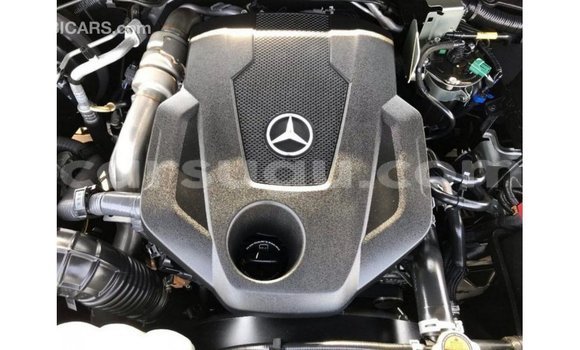 Sayi Imported Mercedes-Benz 250 Black Mota in Import - Dubai a Burkina Faso Sayi Imported Mercedes-Benz 250 Black Mota in Import - Dubai a Burkina Faso