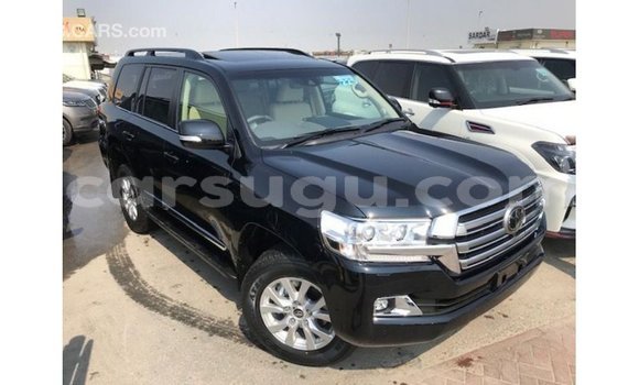 Sayi Imported Toyota Land Cruiser Black Mota in Import - Dubai a Burkina Faso Sayi Imported Toyota Land Cruiser Black Mota in Import - Dubai a Burkina Faso