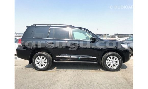 Sayi Imported Toyota Land Cruiser Black Mota in Import - Dubai a Burkina Faso Sayi Imported Toyota Land Cruiser Black Mota in Import - Dubai a Burkina Faso