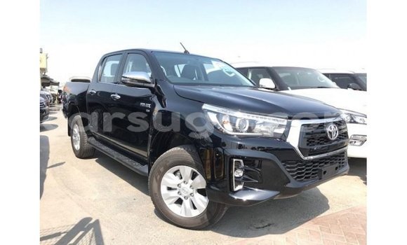 Sayi Imported Toyota Hilux Black Mota in Import - Dubai a Burkina Faso Sayi Imported Toyota Hilux Black Mota in Import - Dubai a Burkina Faso