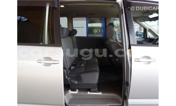 Sayi Imported Toyota Voxy Sauran Mota in Import - Dubai a Burkina Faso Sayi Imported Toyota Voxy Sauran Mota in Import - Dubai a Burkina Faso