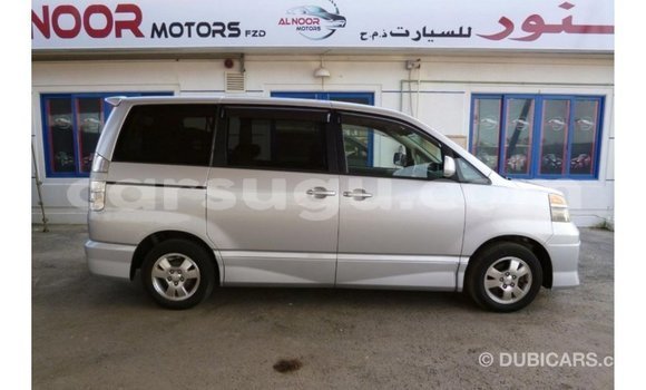 Sayi Imported Toyota Voxy Sauran Mota in Import - Dubai a Burkina Faso Sayi Imported Toyota Voxy Sauran Mota in Import - Dubai a Burkina Faso
