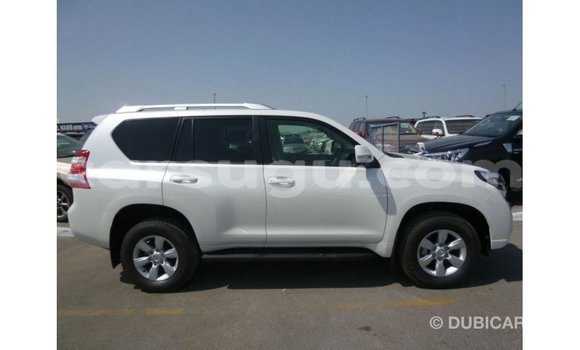 Acheter Import Voiture Toyota Prado Blanc à Import - Dubai, Burkina-Faso Acheter Import Voiture Toyota Prado Blanc à Import - Dubai, Burkina-Faso